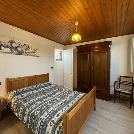 Mitoyenne Pour 9 Pers. Proche Plage, Animaux Acceptes, Parking - Fr-1-379-122 度假居